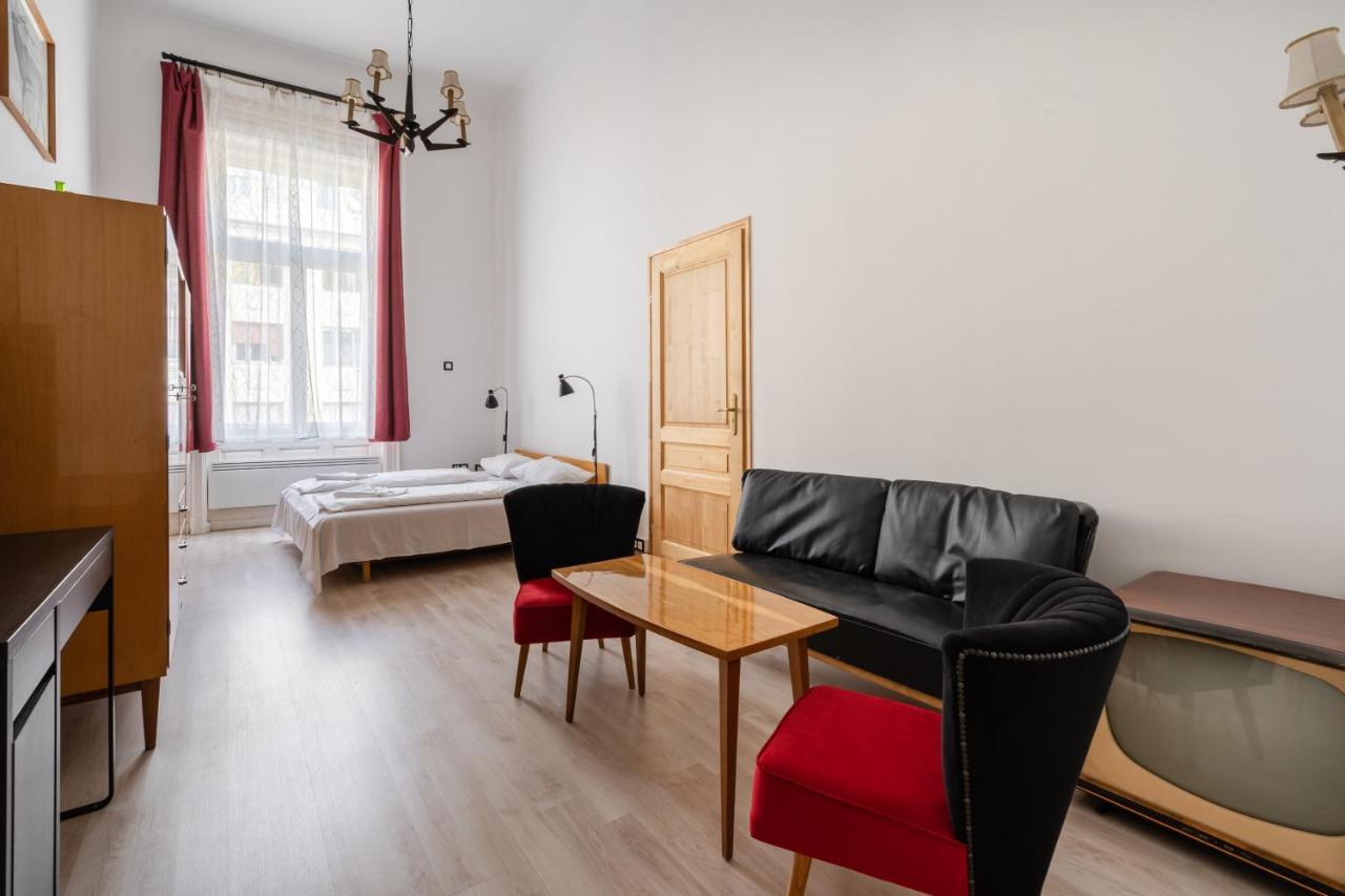 Retro Rebel Mode Apartment Budapest Exteriör bild